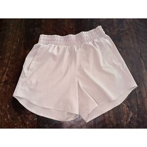 Under Armour Women's Athletic Shorts M Tan Running Training Gym‎ Lightweight